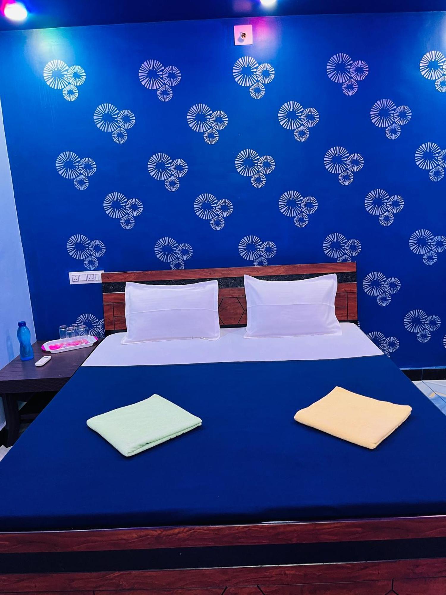 Kamdhenu Home Stay Garudeshwar Экстерьер фото