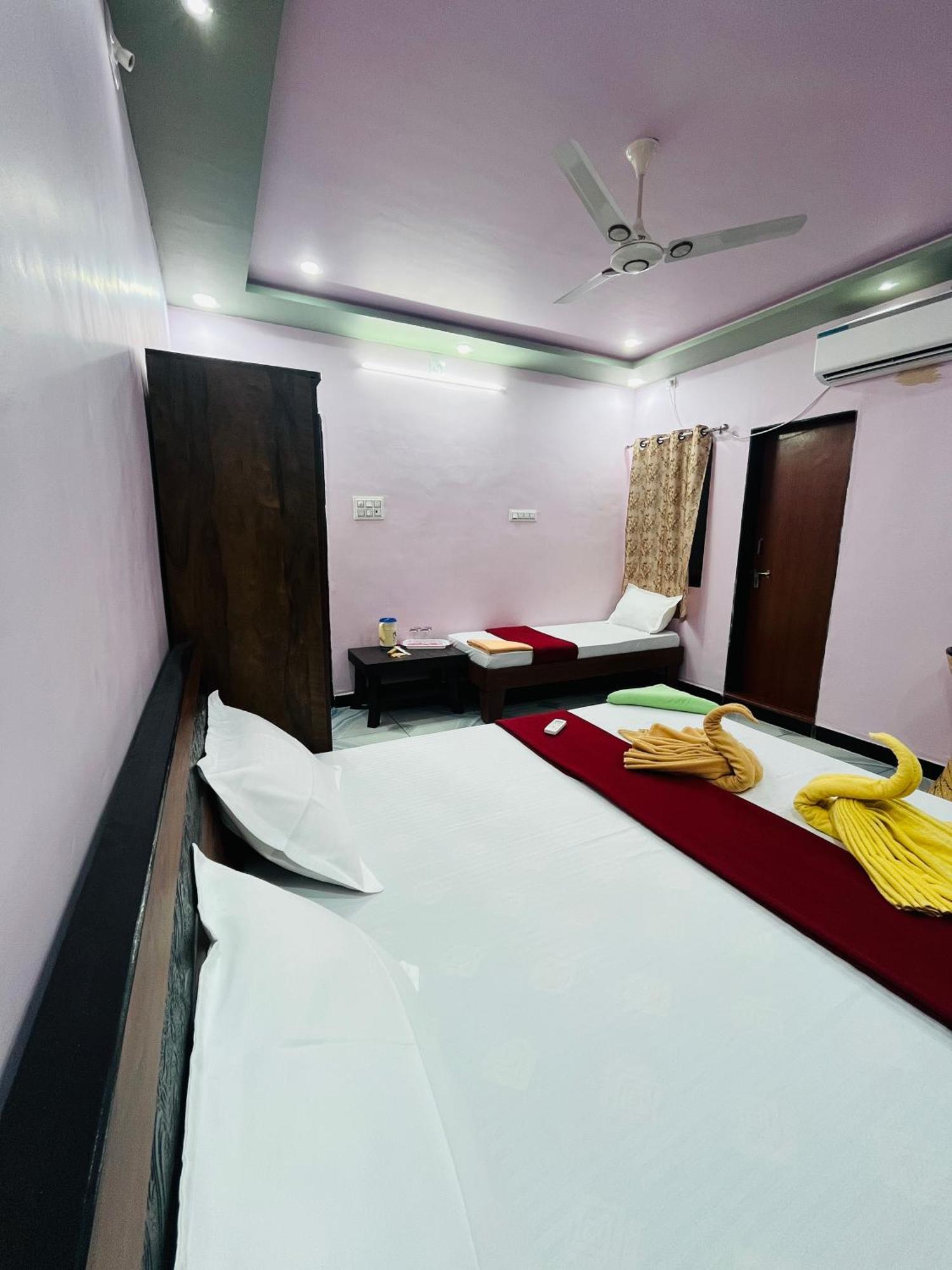 Kamdhenu Home Stay Garudeshwar Экстерьер фото