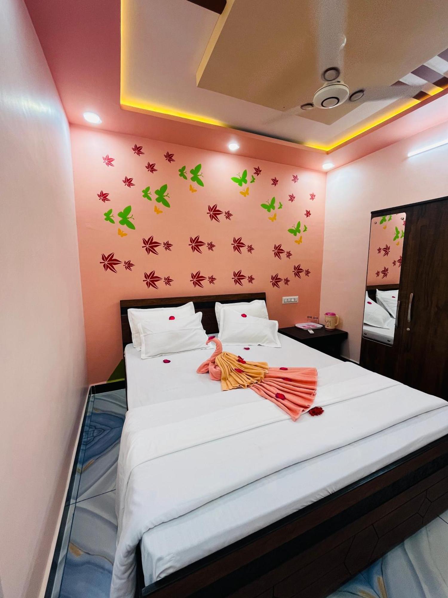 Kamdhenu Home Stay Garudeshwar Экстерьер фото